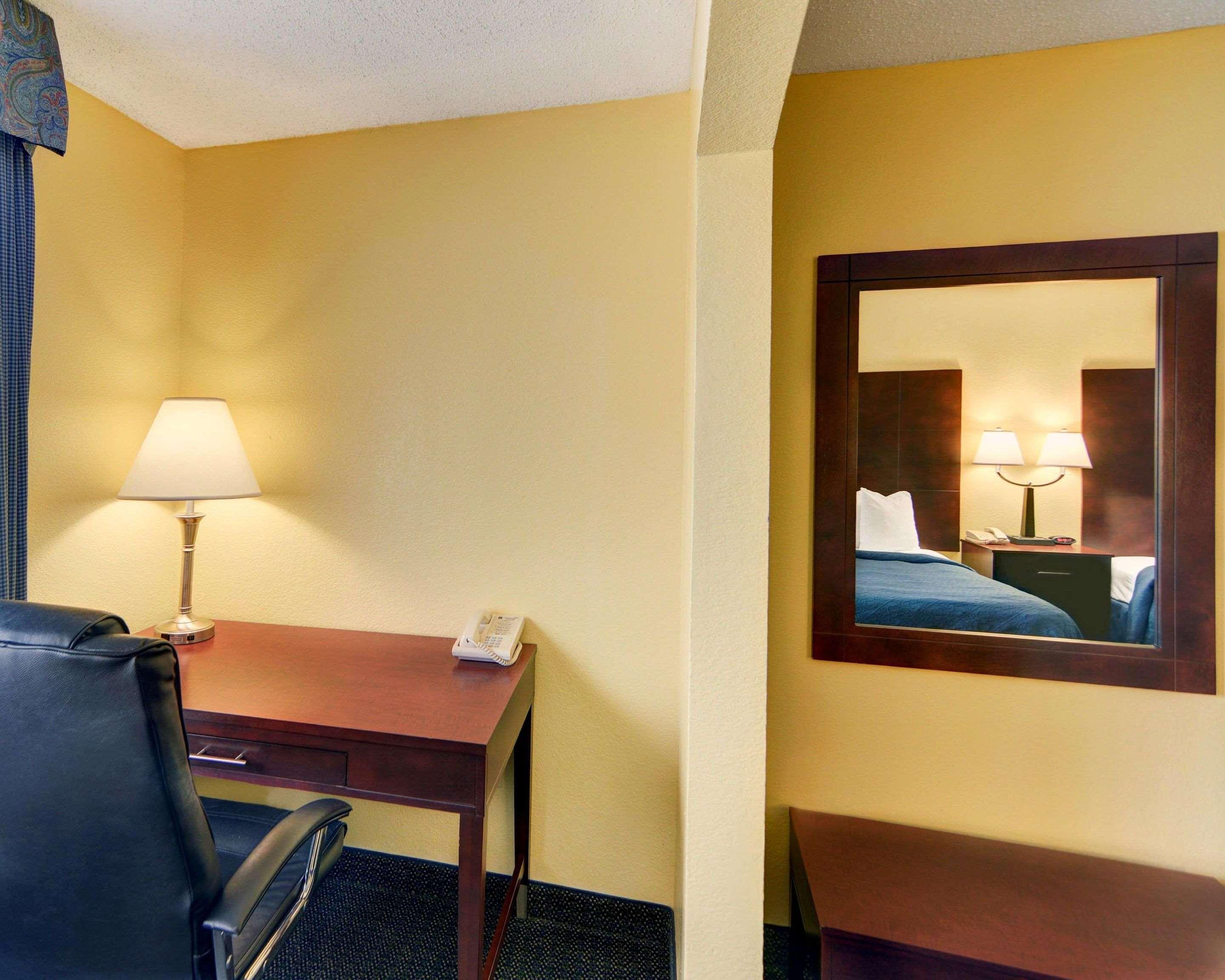 Quality Inn & Suites Grand Prairie Eksteriør bilde