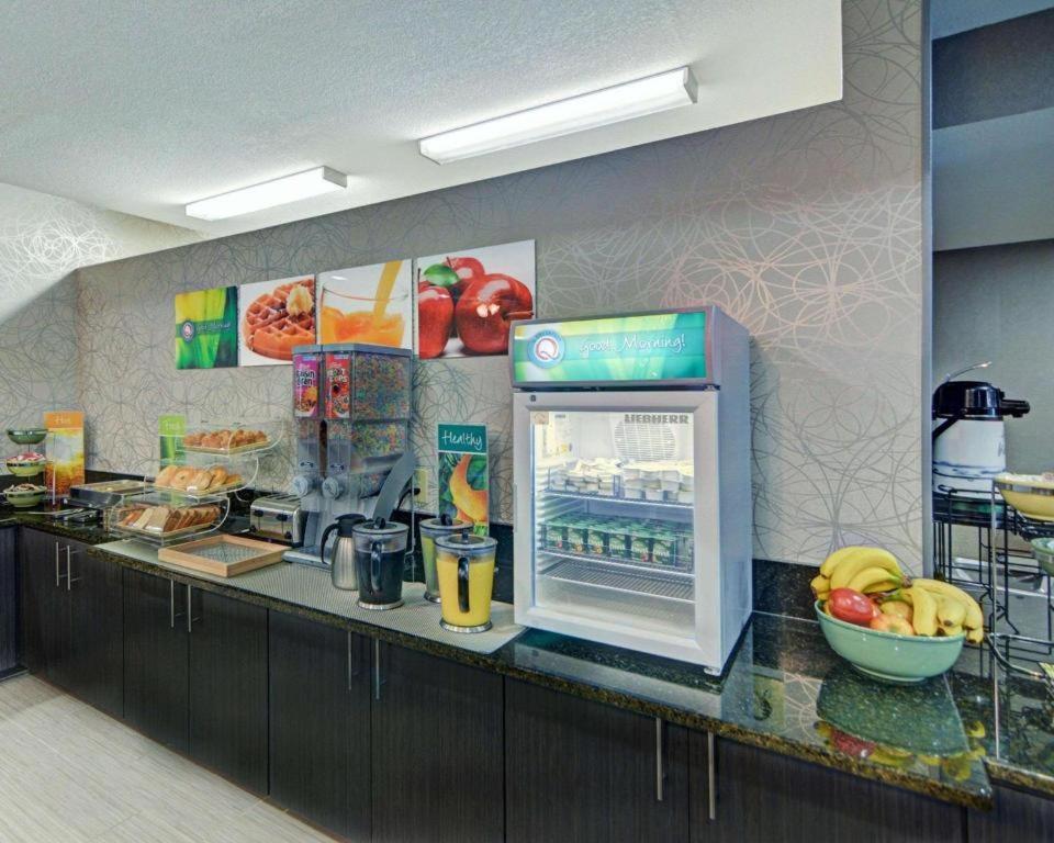 Quality Inn & Suites Grand Prairie Eksteriør bilde