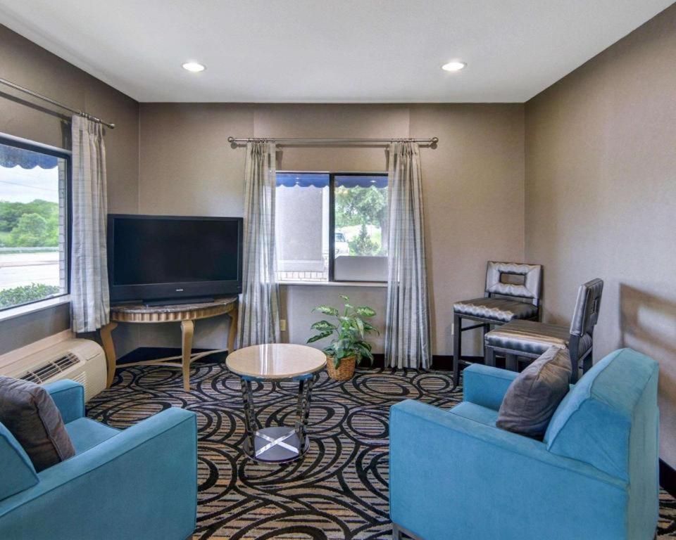 Quality Inn & Suites Grand Prairie Eksteriør bilde